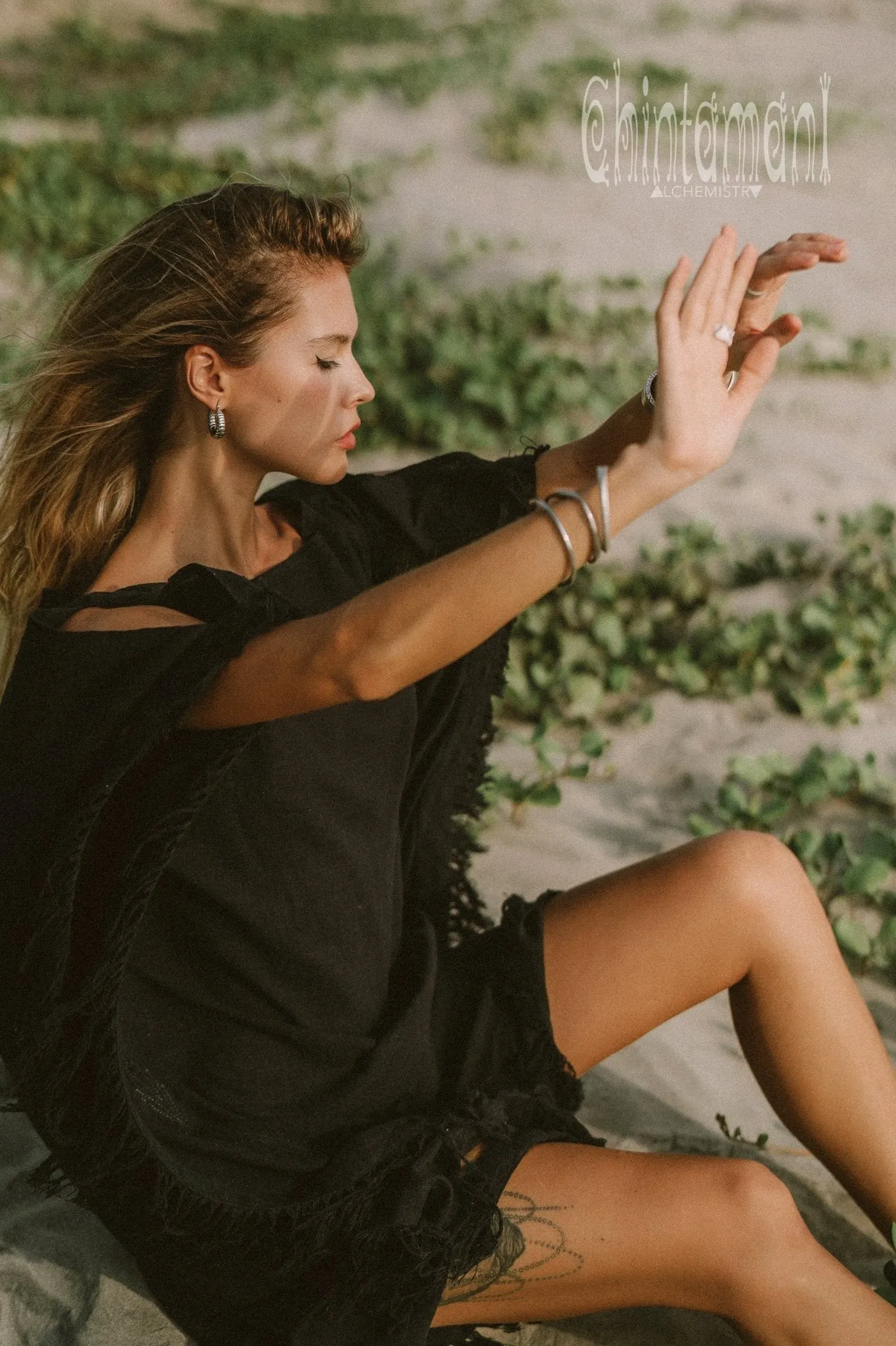 Beach Poncho Dress / Black