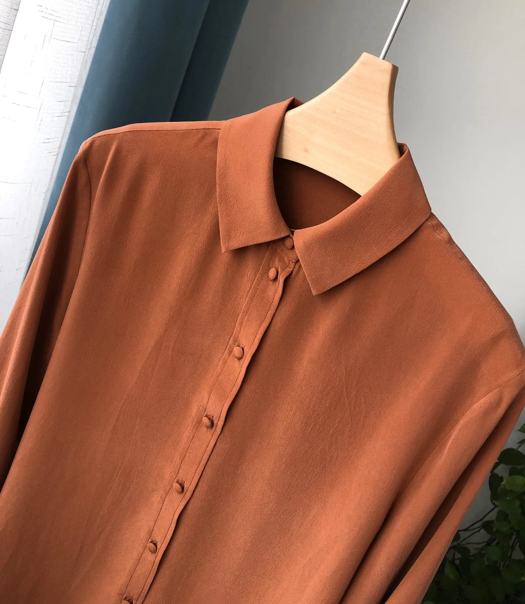 NoNothing | Elegant Coffee Pure Silk Top